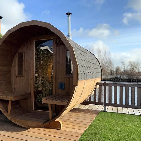 New - Private Residence With Sauna - On A Lake Near Amsterdam 维恩科文 外观 照片